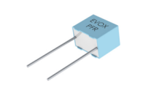 10NF 63V %2,5 Polyester Kondansatör  7X5X5mm