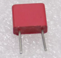 33NF 160V (0.033/160 ) 13x4x9mm Polyester Kondansatör