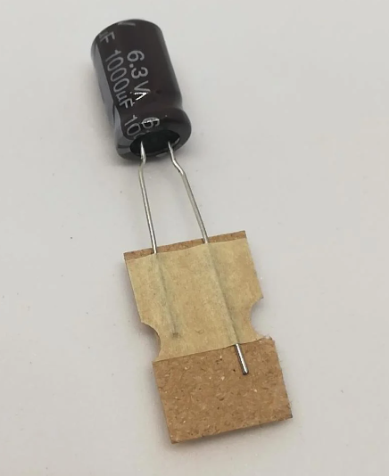 1000uf 6.3V  105C EBAT 8X12X5 Elektrolitik Kondansatör (10 Adet)