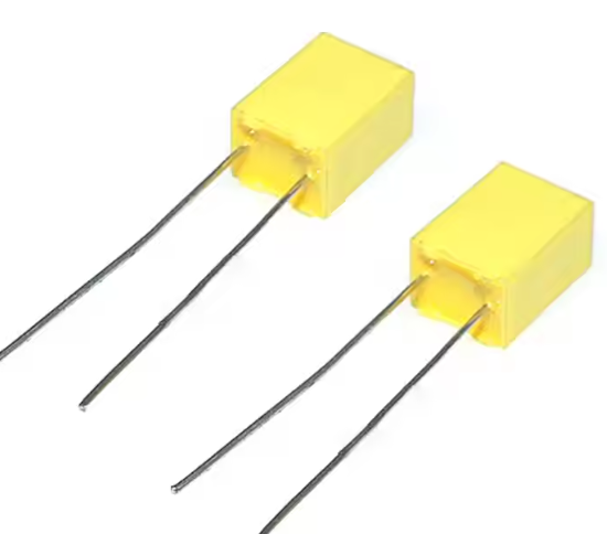 470NF 63V %20 ( 0.47 M 63V ) 7x5X5 mm Polyester Kondansatör