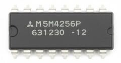 Mitsubishi'nin M5M4256P-12 256K CMOS DRAM