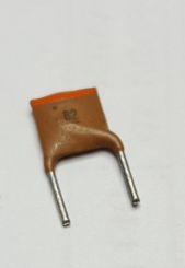 3,3nf   2,5mm-5mm     Seramik Kondansatör