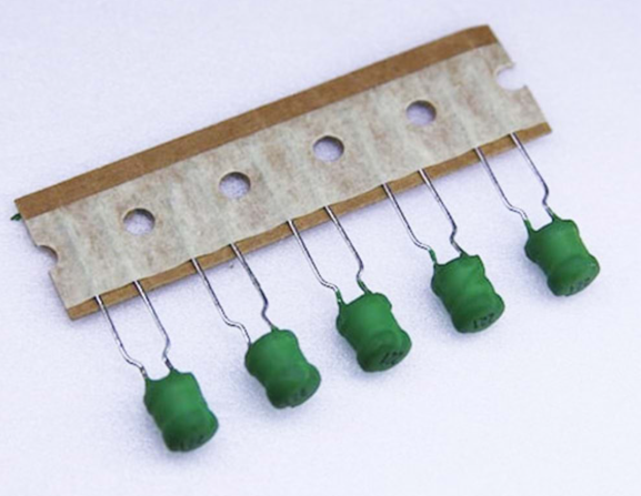 220 uH 1A Kondansatör Tipi Bobin